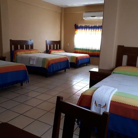 Hotel Alebrijes San Pedro Pochutla Dış mekan fotoğraf