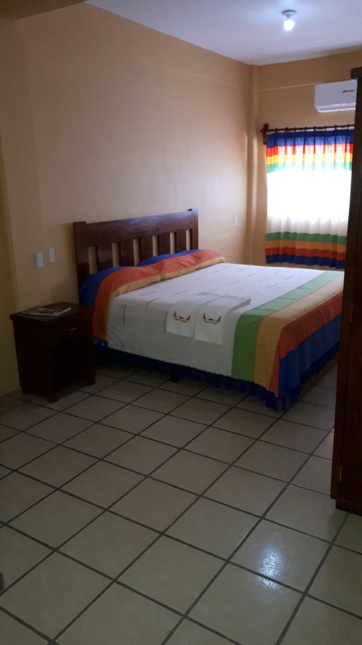 Hotel Alebrijes San Pedro Pochutla Dış mekan fotoğraf