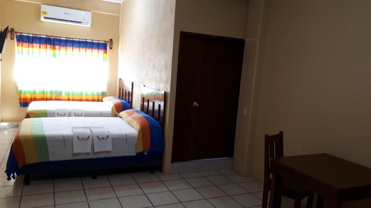 Hotel Alebrijes San Pedro Pochutla Dış mekan fotoğraf