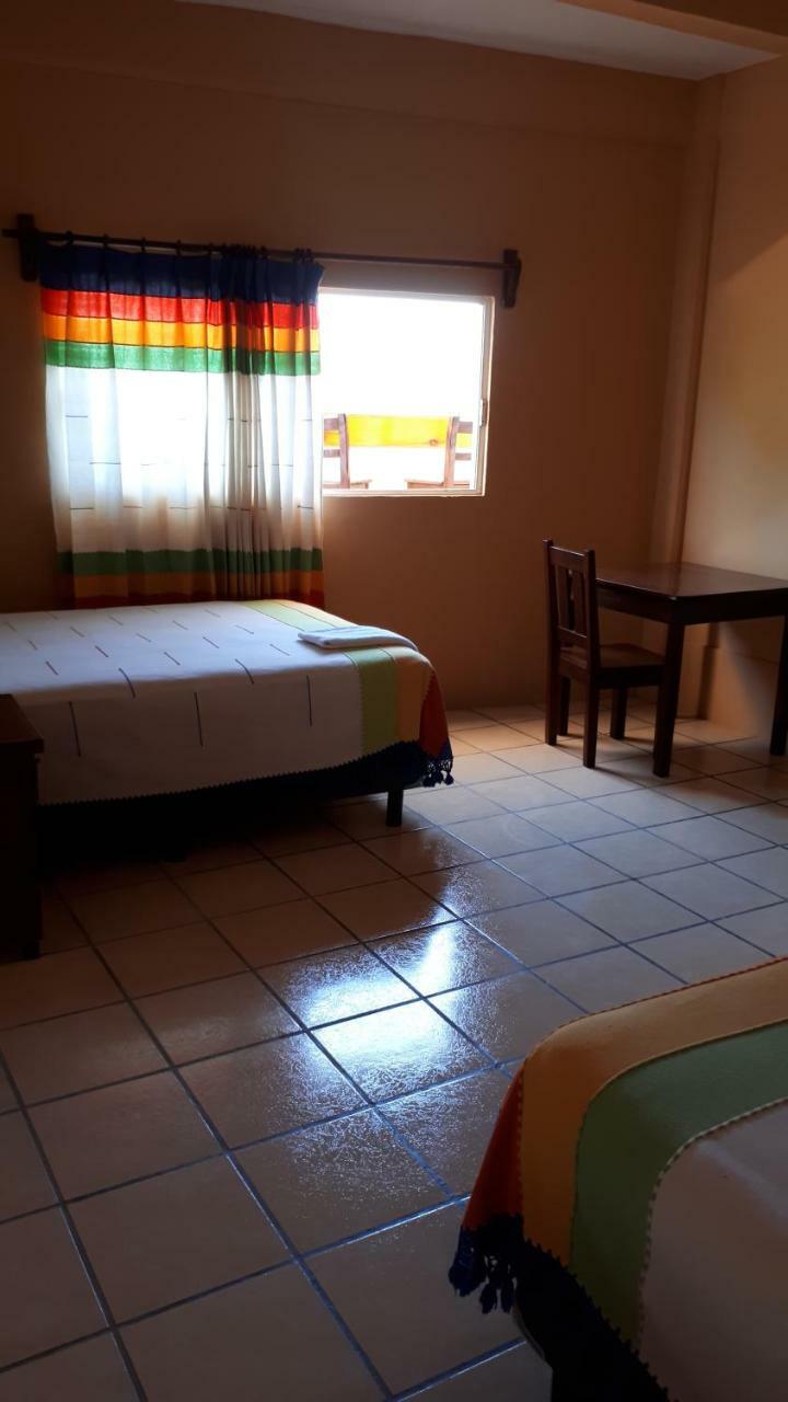 Hotel Alebrijes San Pedro Pochutla Dış mekan fotoğraf